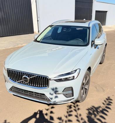 VOLVO XC60 2.0 T8 RECHARGE PLUS AWD GEARTRONIC